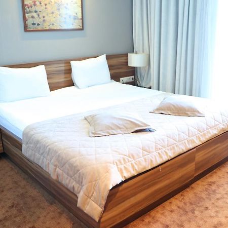 Avenue Hotel บากู ภายนอก รูปภาพ