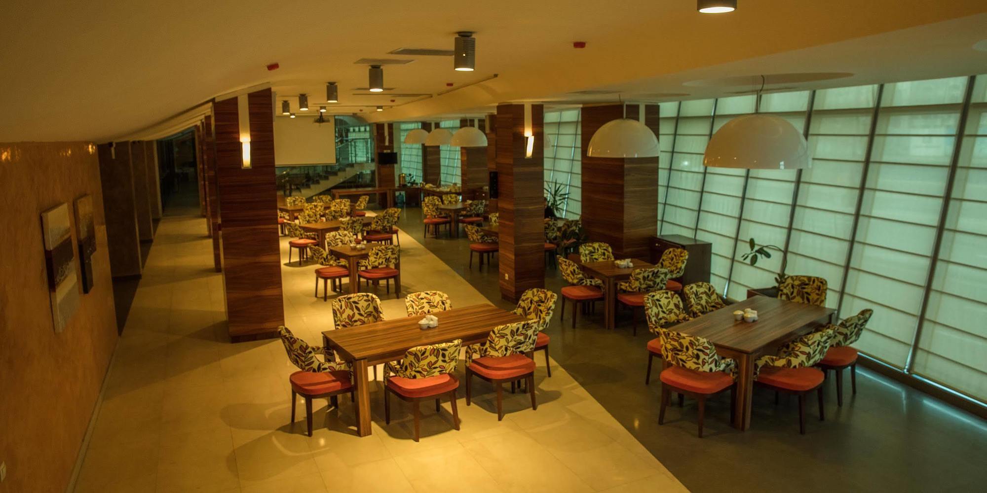 Avenue Hotel บากู ภายนอก รูปภาพ